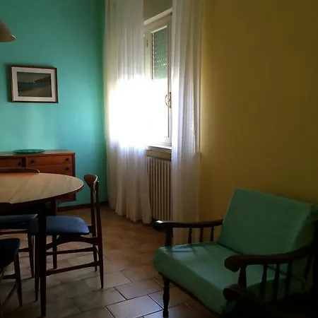 Un Leggero Sapore Vintage Ρέτζιο Εμίλια