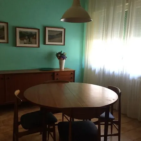 شقة Un Leggero Sapore Vintage ريجّو إيميليا