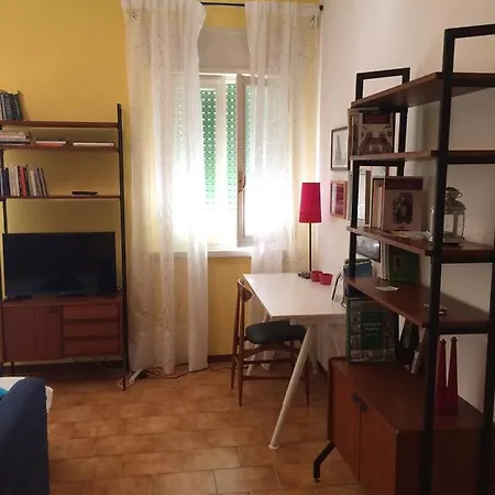 Un Leggero Sapore Vintage * ريجّو إيميليا